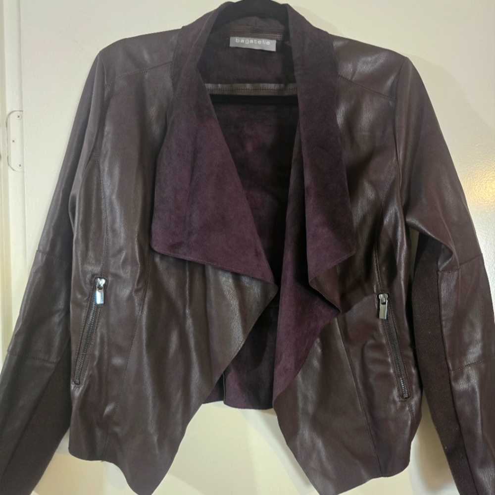 Maroon stylish faux leather jacket by Bagatelle, sz M